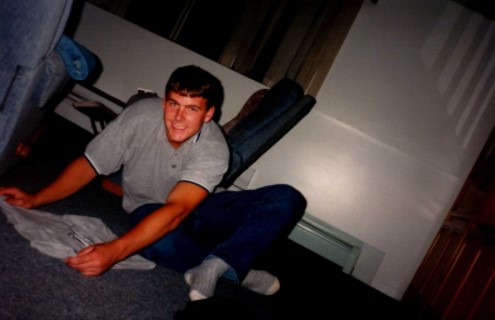 Dan couch surfing on the West Coast.